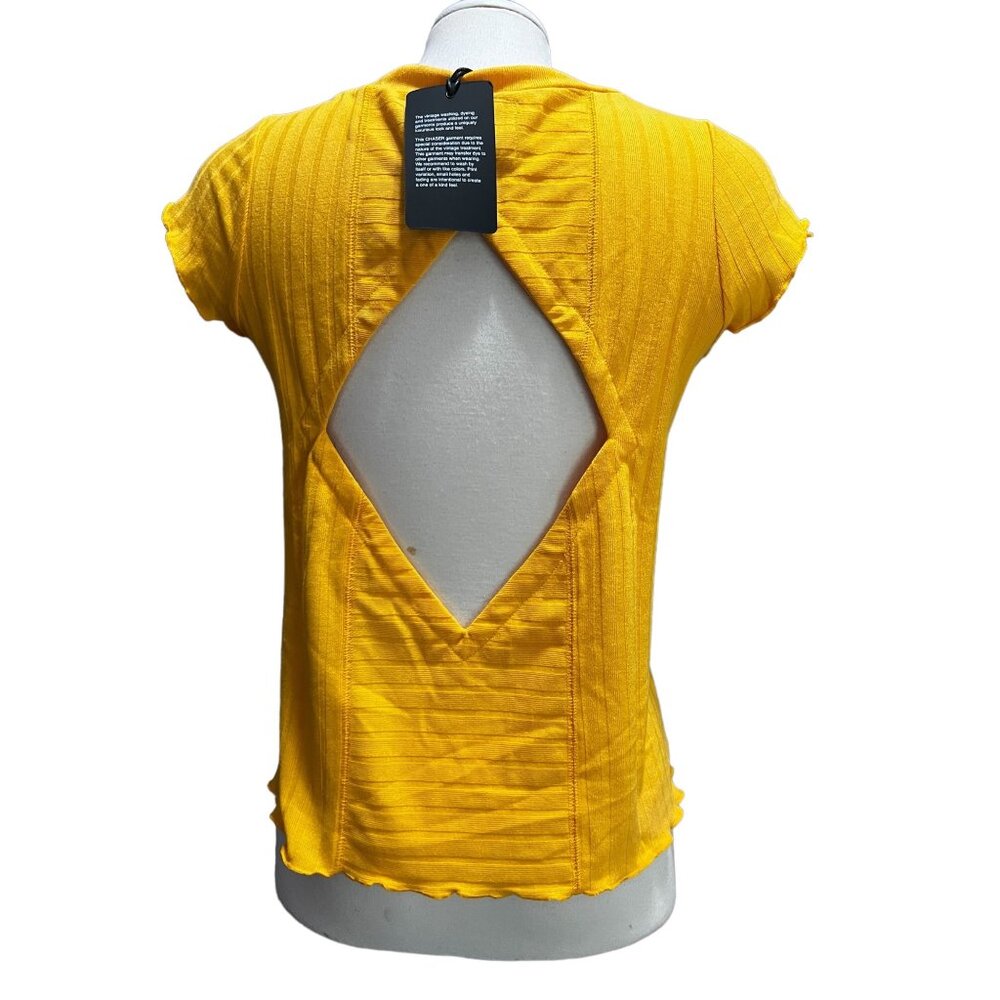 Chaser Diamond Backless Ribbed Short Sleeve Casual Blouse Sz Small Womens Yellow